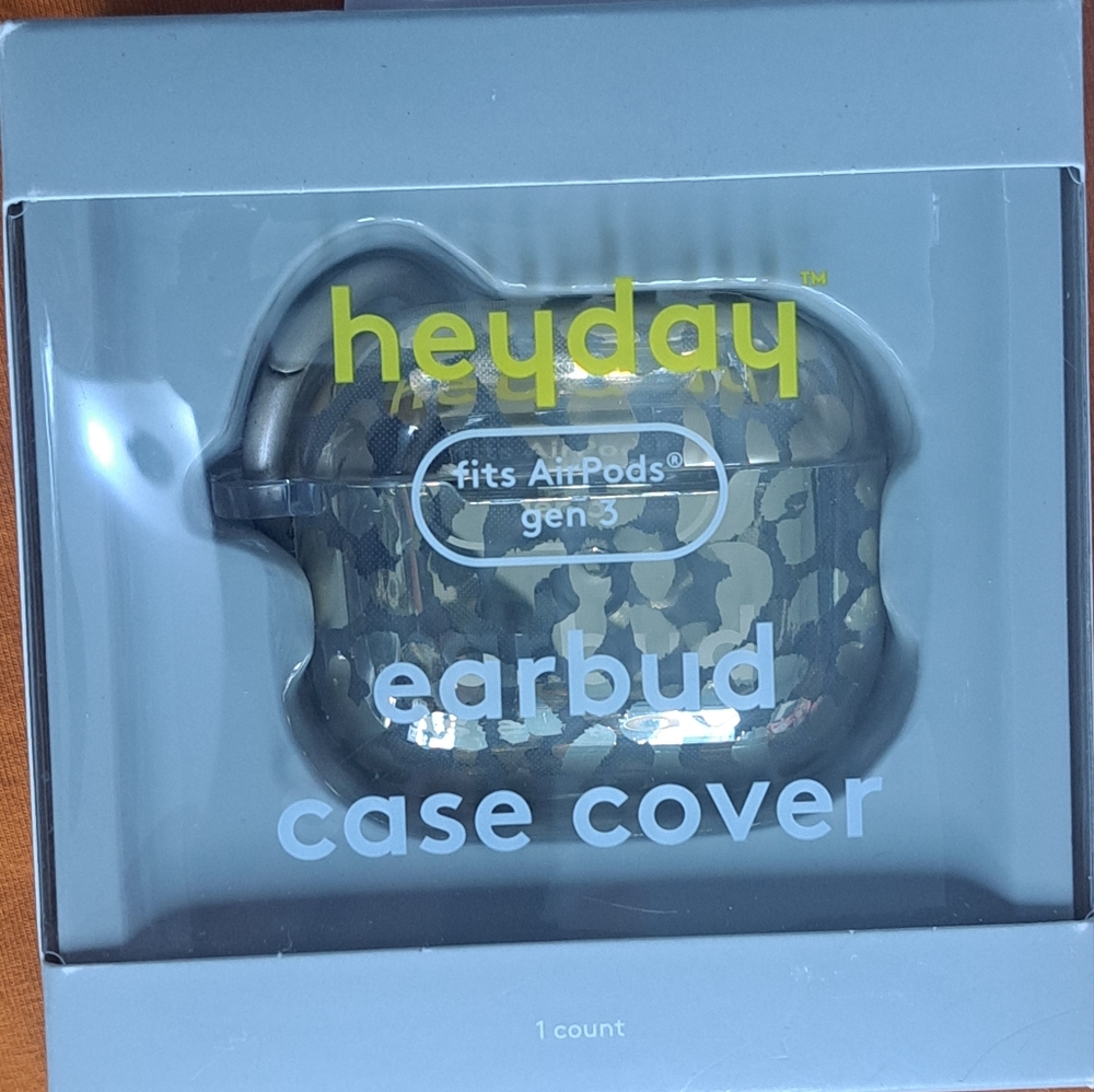 Heyday Apple AirPods Gen 3 Silicone Case with Clip - Leopard Print Gold